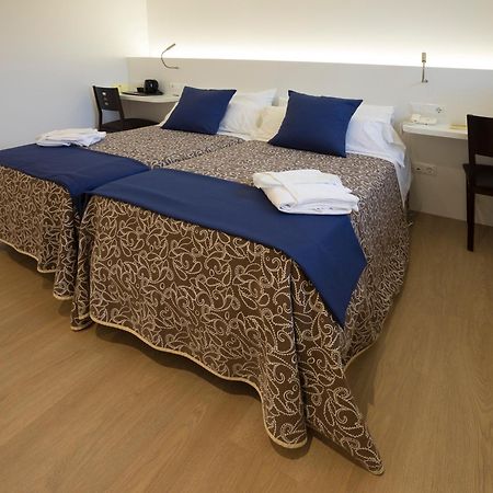 Hotel Roma Sarria Extérieur photo