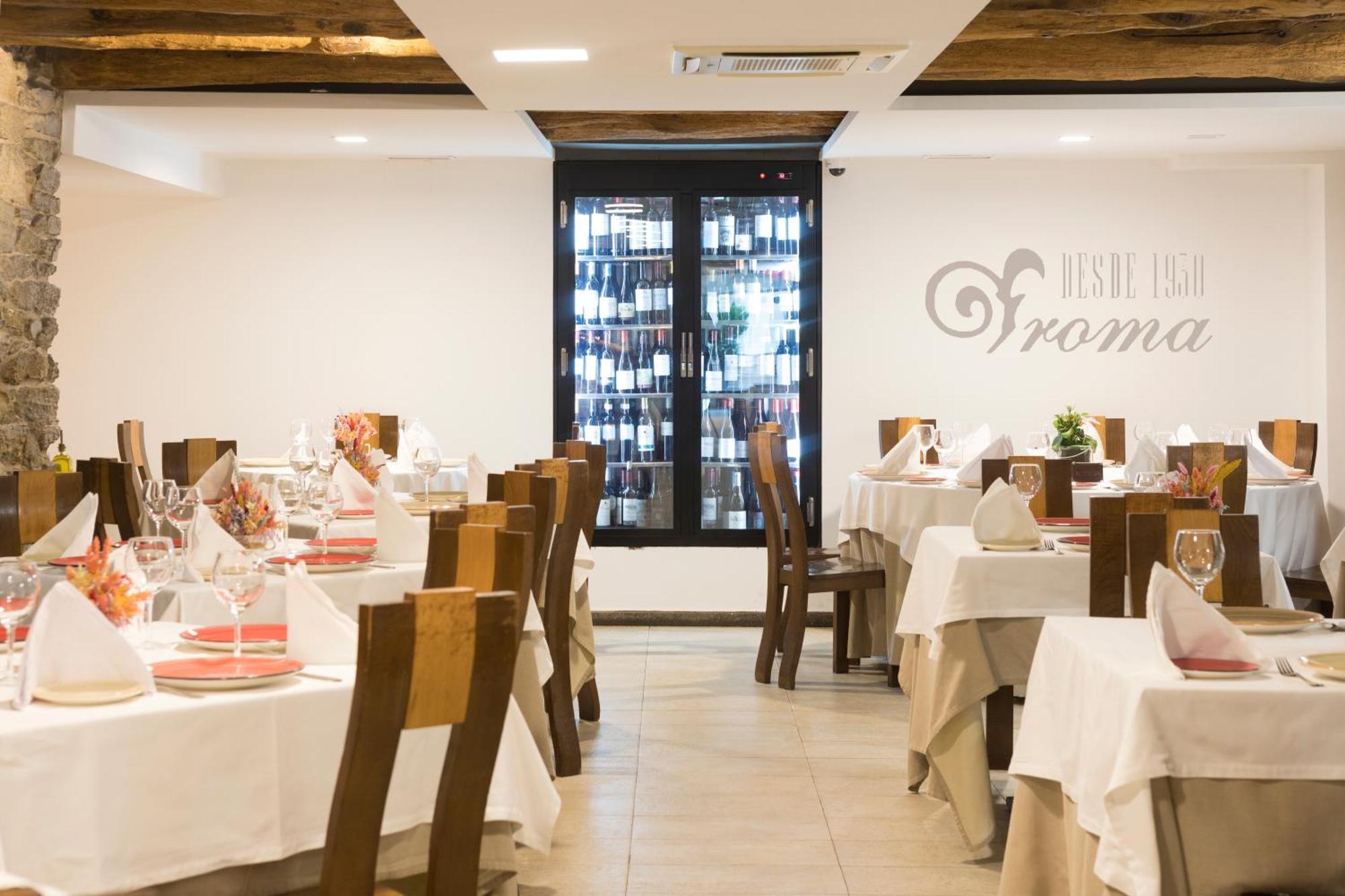 Hotel Roma Sarria Extérieur photo